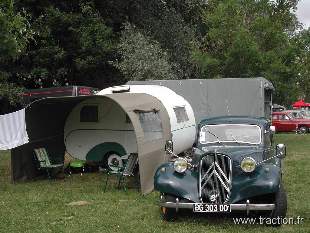 2014_Madine (32).JPG - 29ème Retro Meus'Auto au Lac de Madine, Citroen Traction 11BL